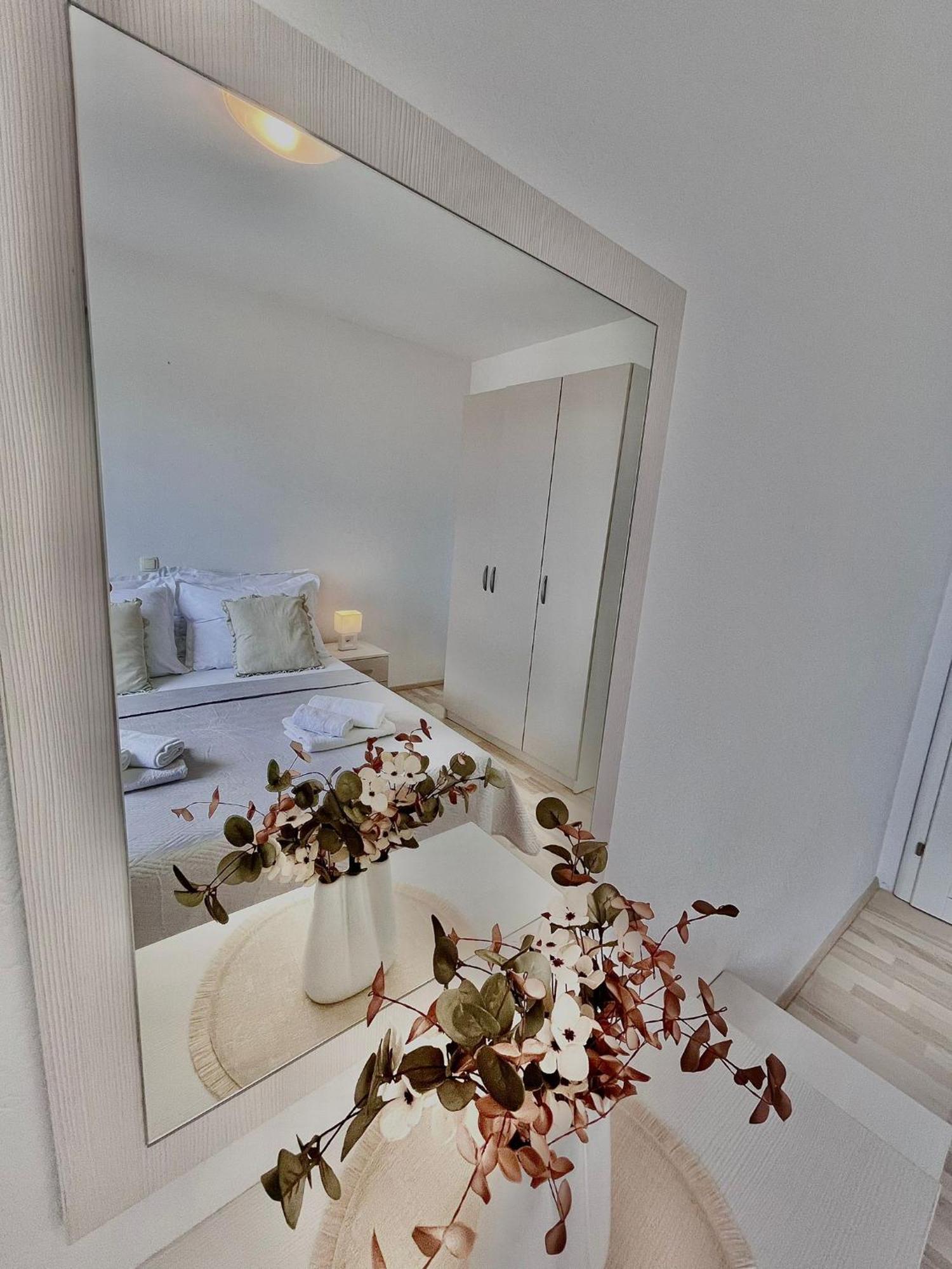 Apartments Katara เบรลา ภายนอก รูปภาพ