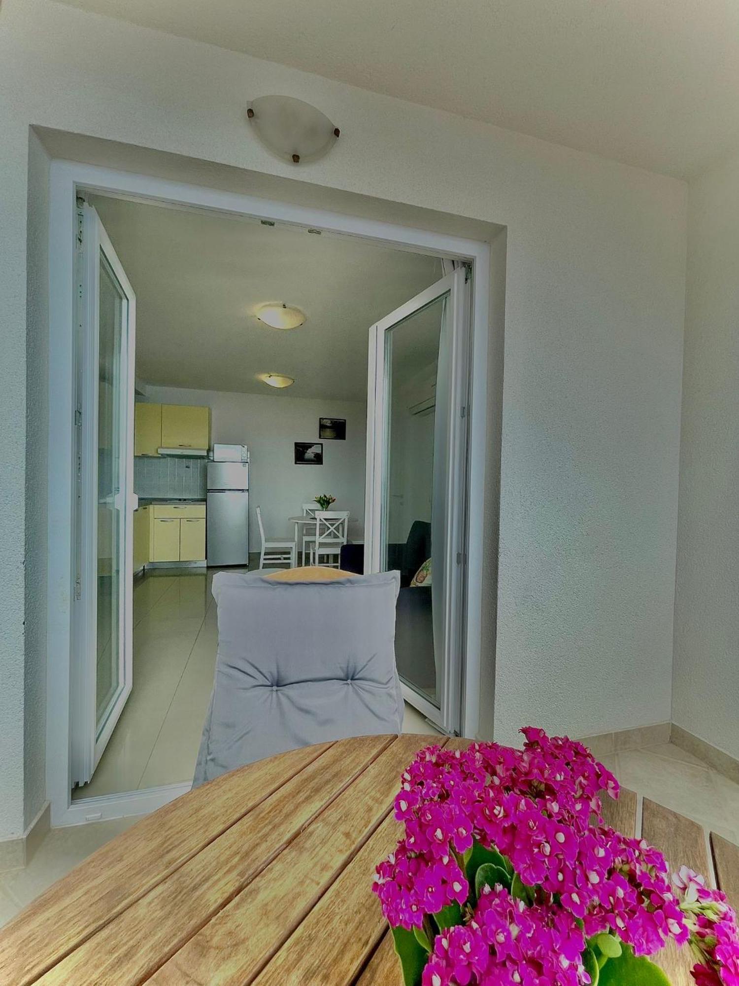 Apartments Katara เบรลา ภายนอก รูปภาพ